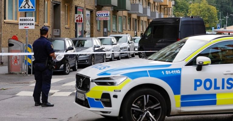 Шведска-има-проблем-со-криминал-и-престрелки-дури-62000-луѓе.jpg